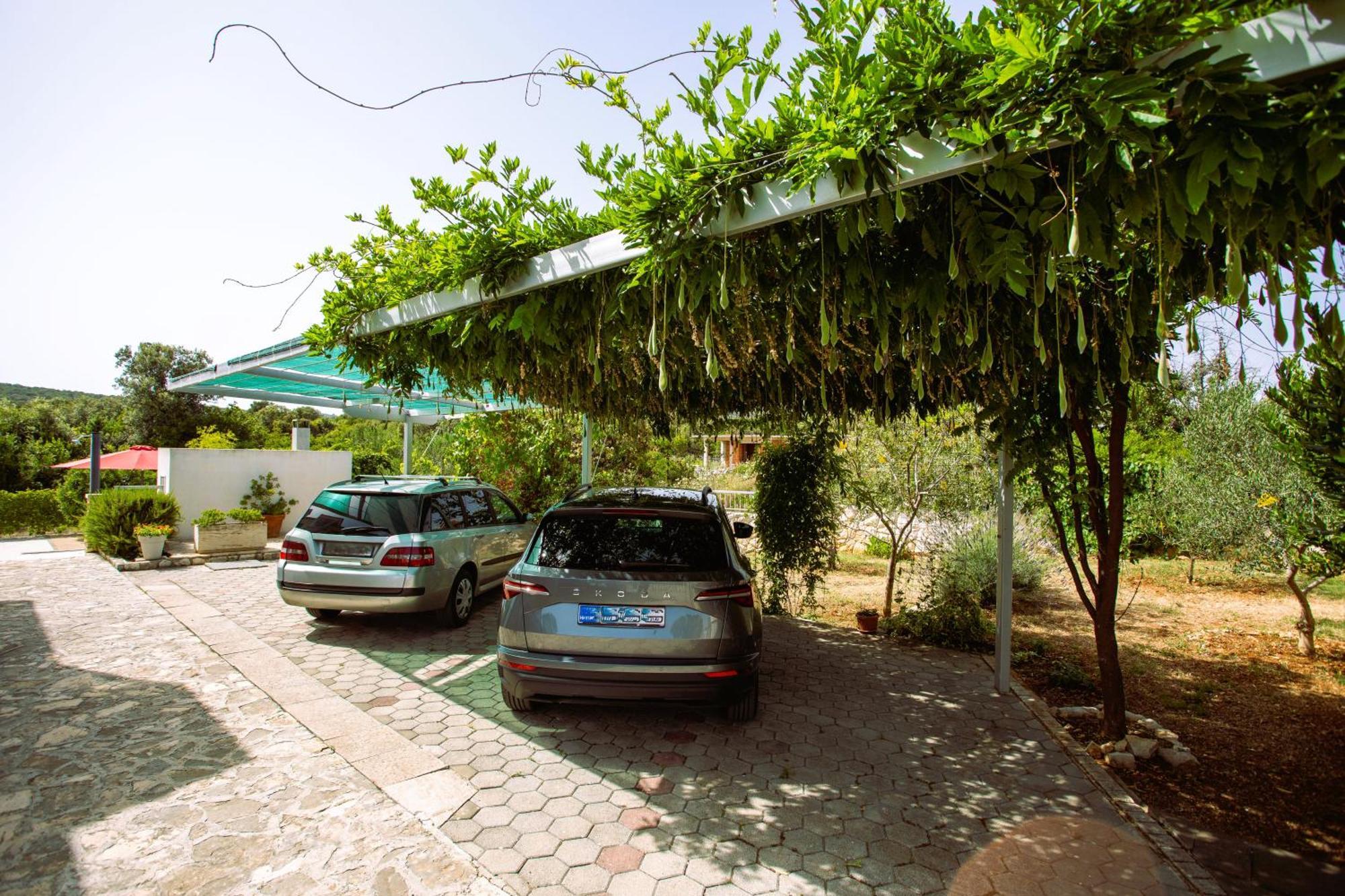 Holiday House Nena With Pool Vinišće المظهر الخارجي الصورة