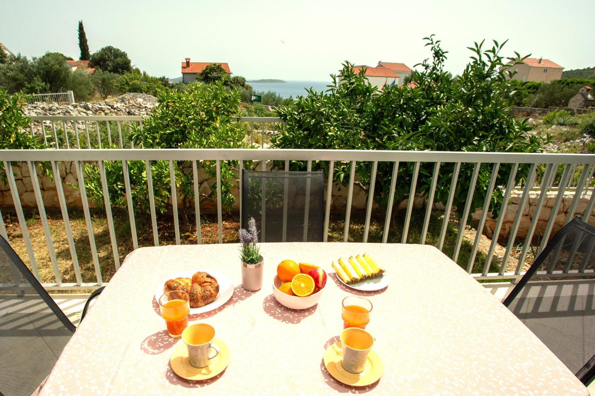 Holiday House Nena With Pool Vinišće المظهر الخارجي الصورة