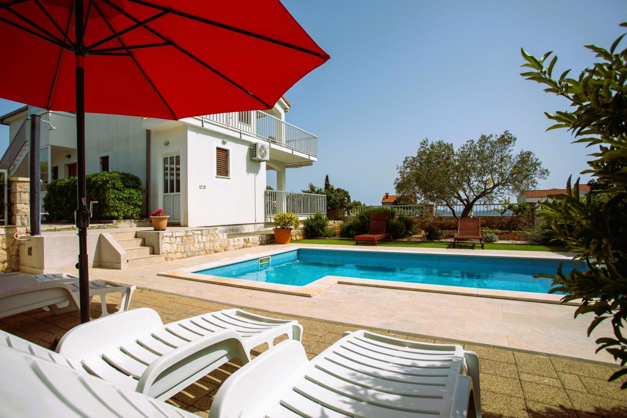 Holiday House Nena With Pool Vinišće المظهر الخارجي الصورة