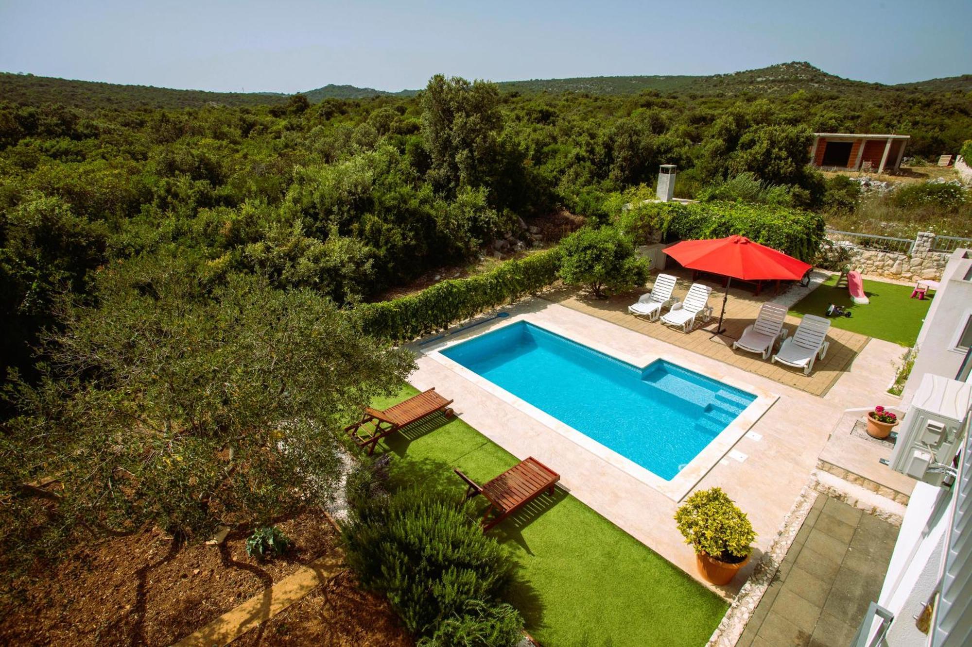 Holiday House Nena With Pool Vinišće المظهر الخارجي الصورة